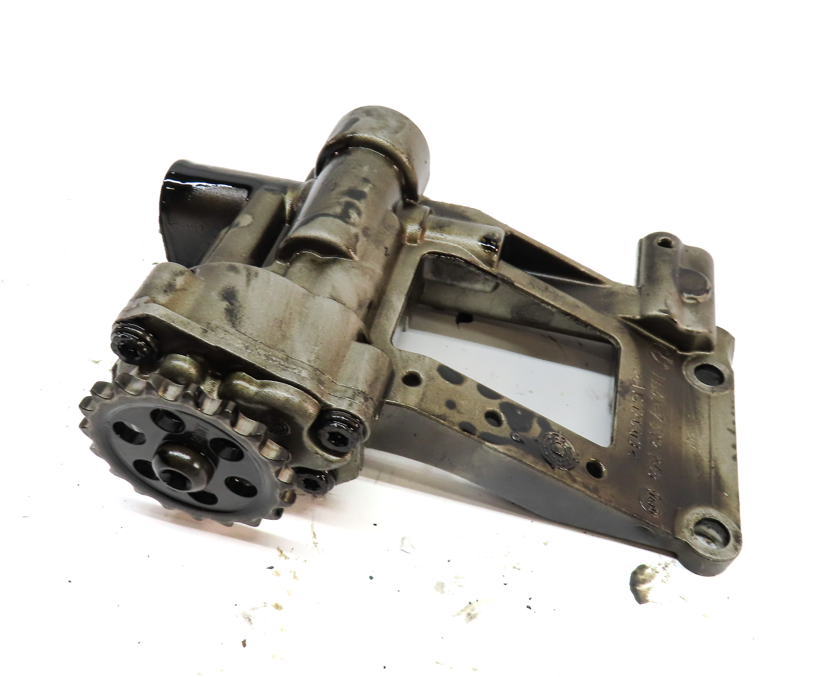 2010 BMW X5 (E70) 3.0L DIESEL (M57Y) ENGINE MOTOR OIL FLUID PUMP ASSEMBLY — exact item pictured